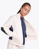 Veste en tricot Kaitoro