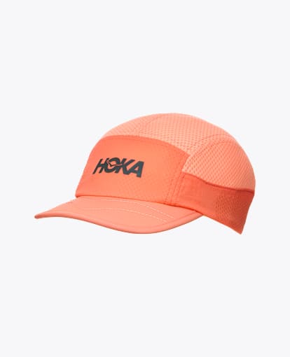 Chapeau de course sur sentier