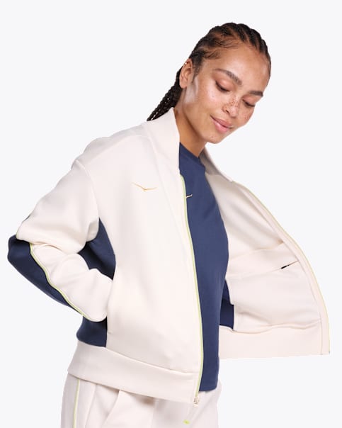 Veste en tricot Kaitoro