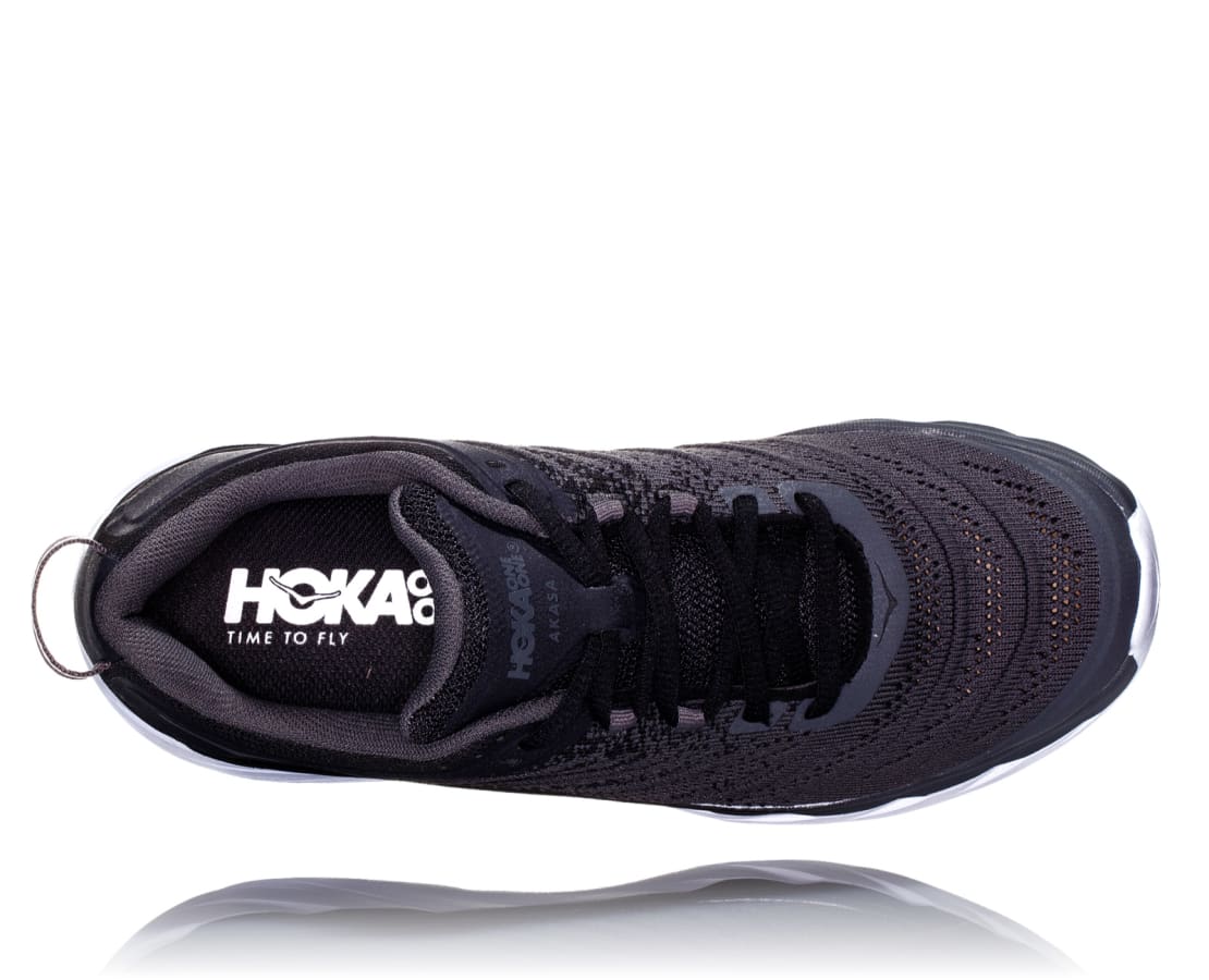 Hoka akasa store