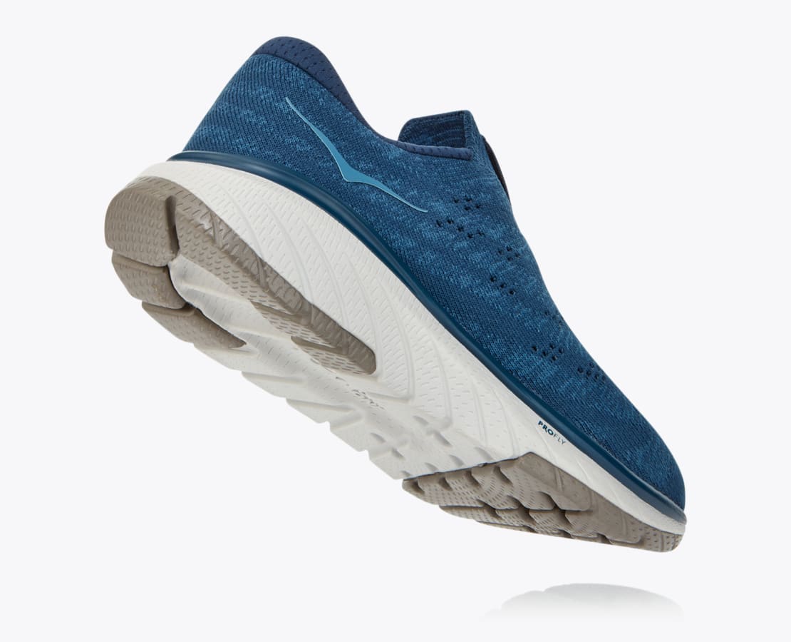 hoka cavu 2