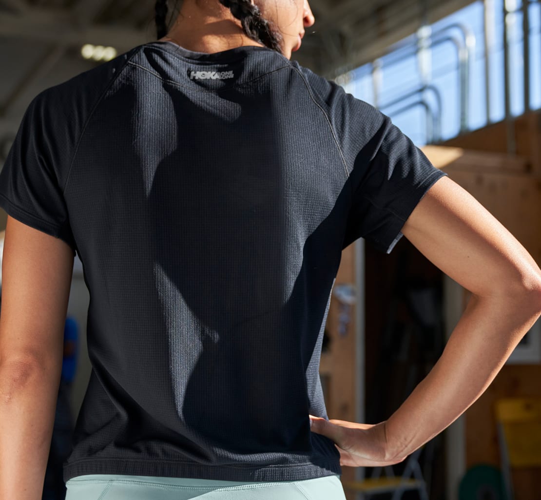 HOKA ONE ONE® Performance Utility SS Shirt for Women | HOKA HOKA ONE ONE® Performance Utility SS Shirt for Women | HOKA
