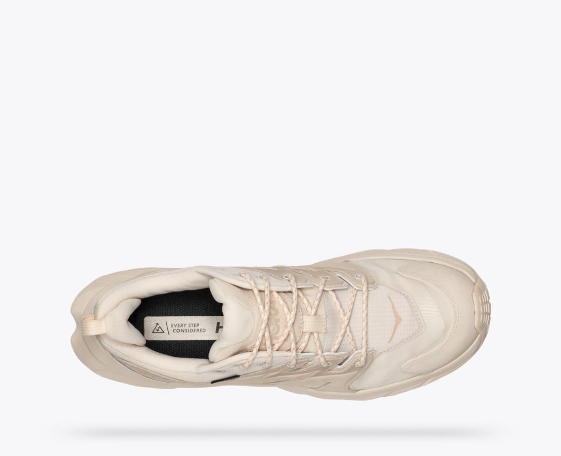 hoka one one m anacapa low gtx