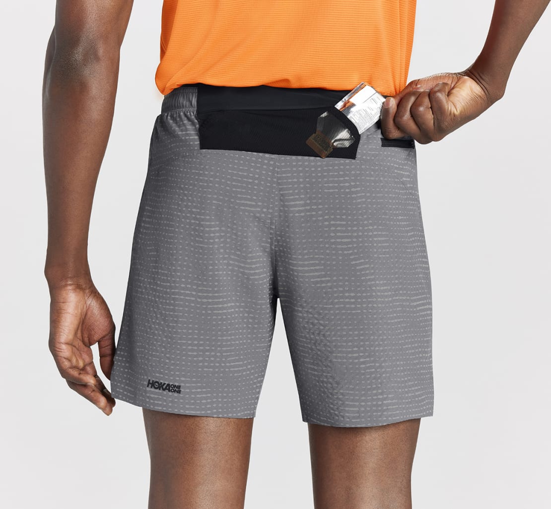 【kt52】【美品】HOKA GLIDE 7 INCH SHORT HOKA ONE ONE® Glide 7'' Short 2in1 for Men | HOKA ONE ONE®