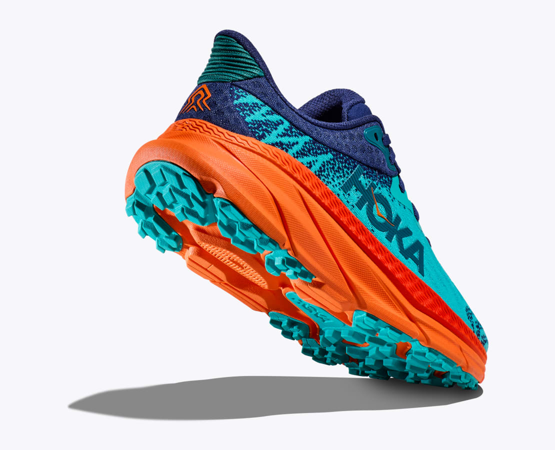 【在庫有】 Versatile 7 Challenger Running HOKA® | Shoe 果物