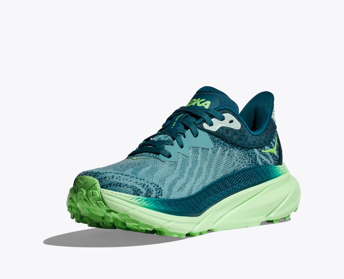 hoka challenger boot