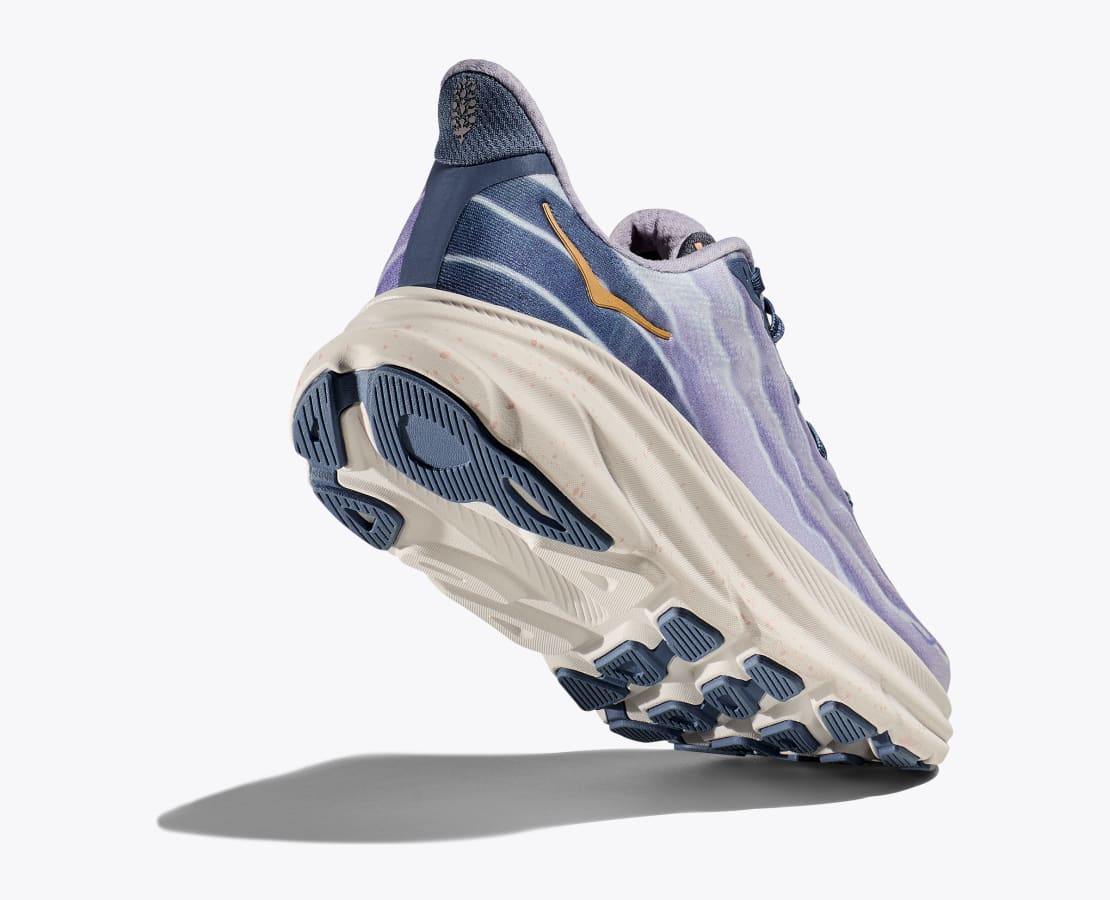 スニーカー HOKA X FP Movement Clifton 9 Sneakers HOKA® X FP Movement Clifton 9 Sneakers | Free People