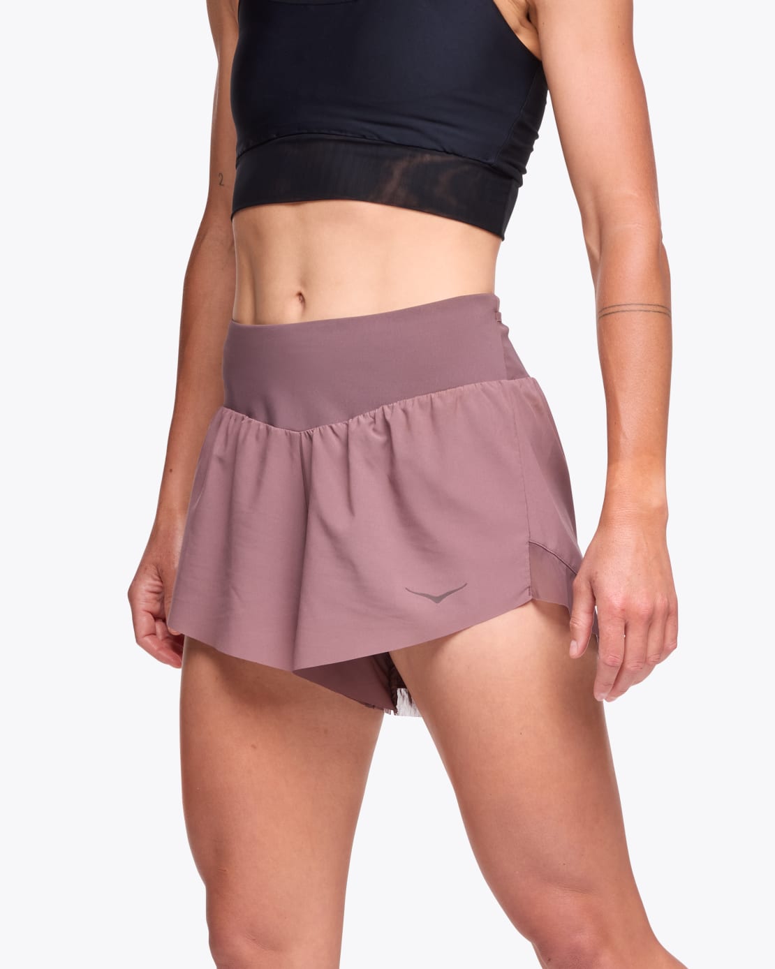 【送料無料（一部地域を除く）】 ONE HOKA ONE® ONE® ONE HOKA | Women for Short 4'' Glide ウォーキング・ランニングウェア