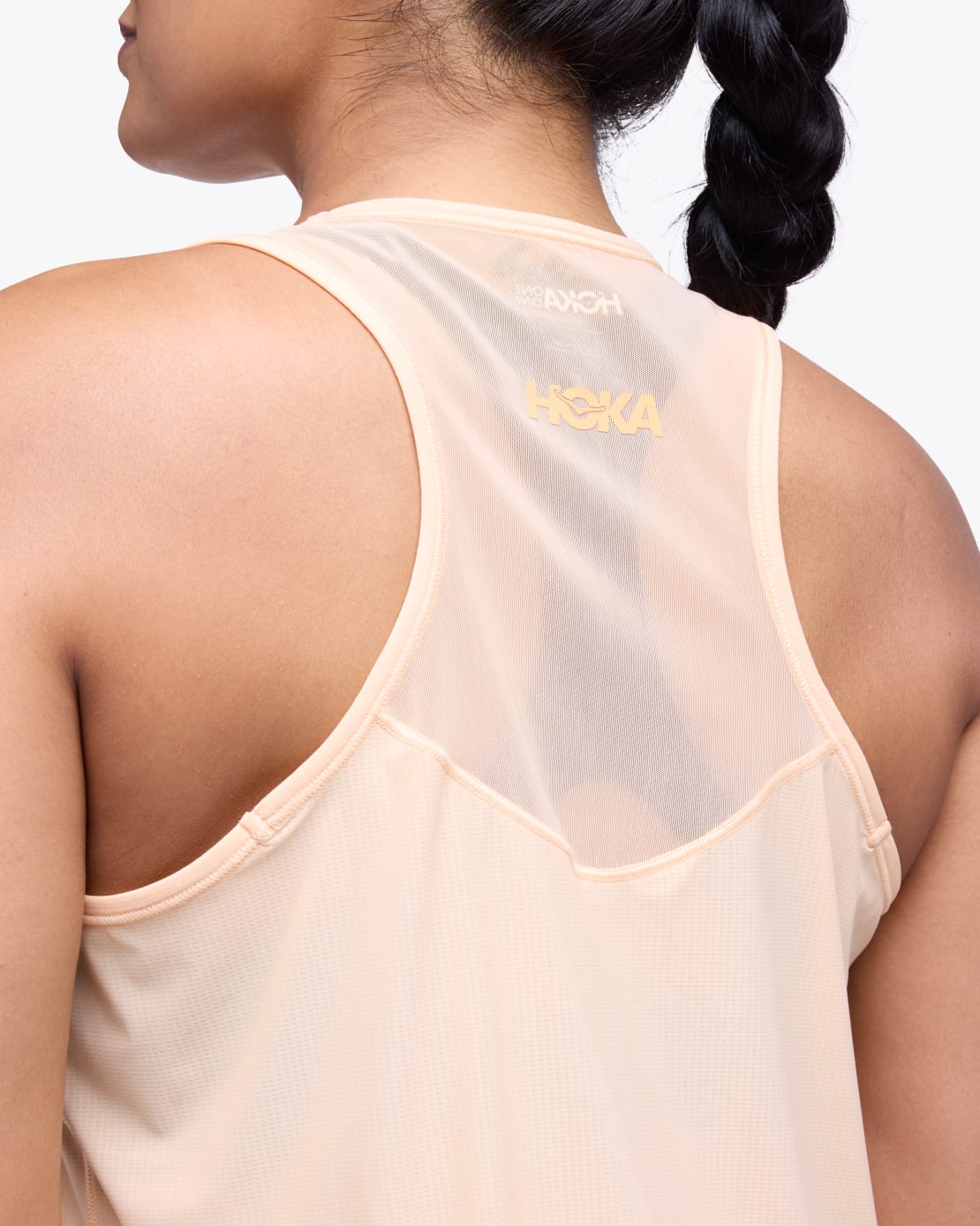 HOKA®公式サイト【エアロライト ラン タンク|AIROLITE RUN TANK