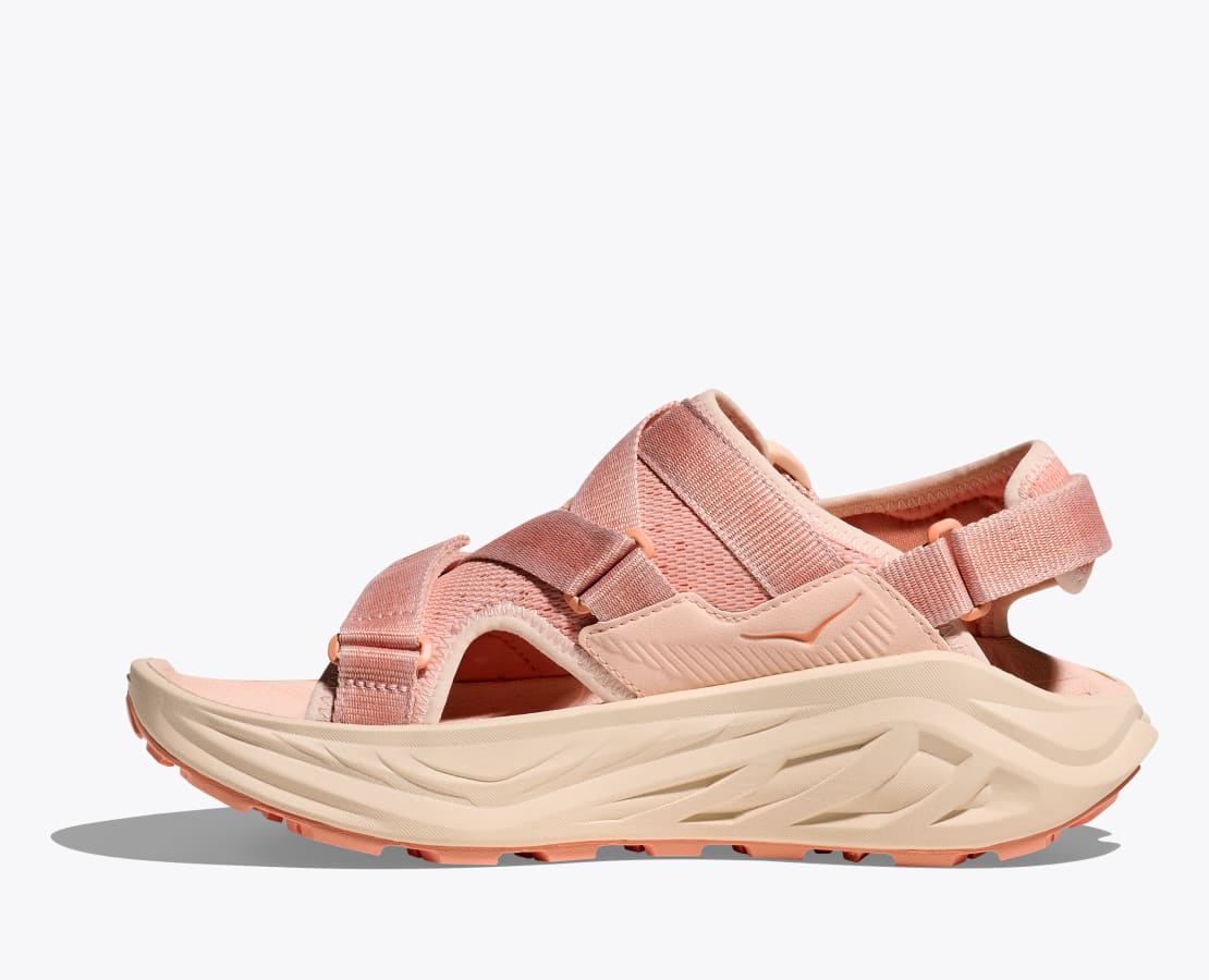 HOKA®公式サイト【インフィニ ハイク TC|INFINI HIKE TC