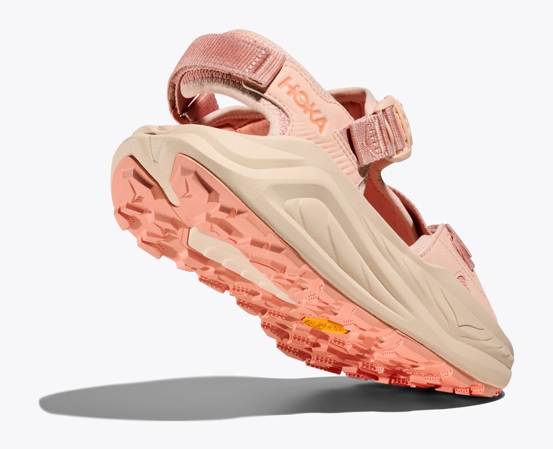 HOKA®公式サイト【インフィニ ハイク TC|INFINI HIKE TC