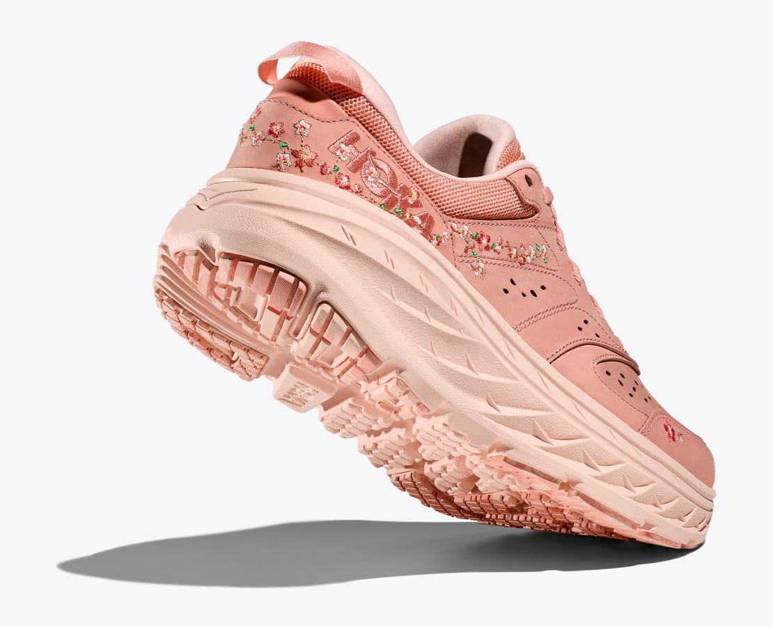 海外最新 for L Bondi Bloom Vibrant ONE® ONE HOKA | ONE® ONE HOKA スノーボード