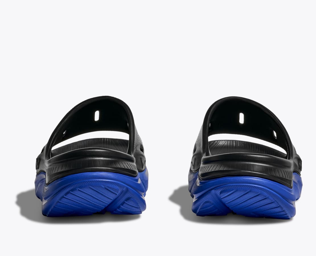商品画像：Amazon.com | Hoka Unisex Ora Recovery Slide 3 Sandal, Black 3