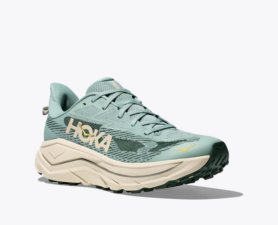 ホカオネオネ  チャレンジャー　レディース ホカオネオネ HOKA ONEONE レディース チャレンジャー 7