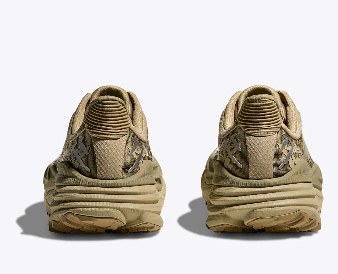 スパイク・シューズ HOKA STINSON 7 ホカ（HOKA）（メンズ）ランニングシューズ トレランシューズ