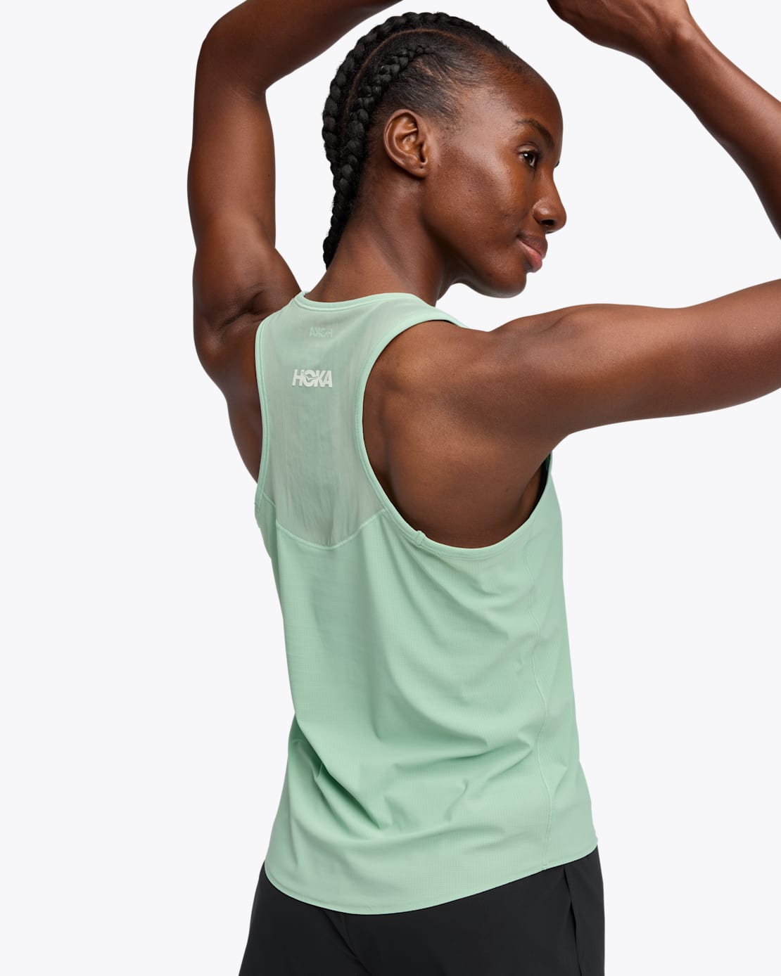 HOKA®公式サイト【エアロライト タンク 2.0|AIROLITE TANK 2.0 1175773
