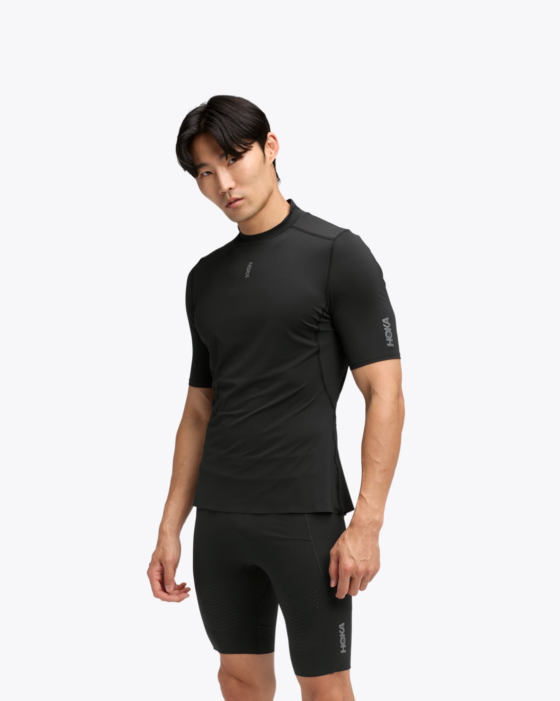 HOKA®公式サイト【スカイブリーズ ショート スリーブ|SKYBREEZE