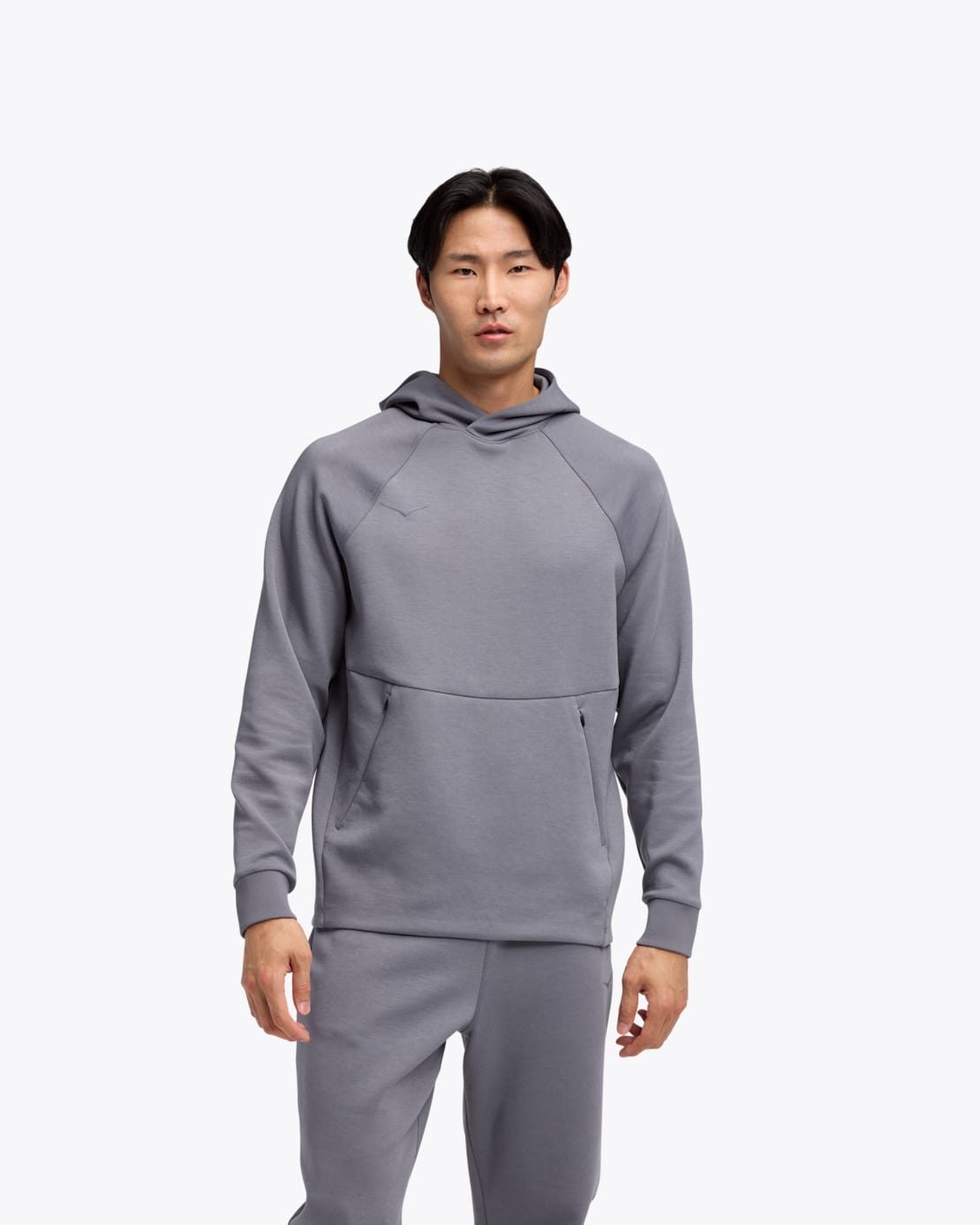 HOKA®公式サイト【エッセンシャル リカバリー フーディー|ESSENTIAL 