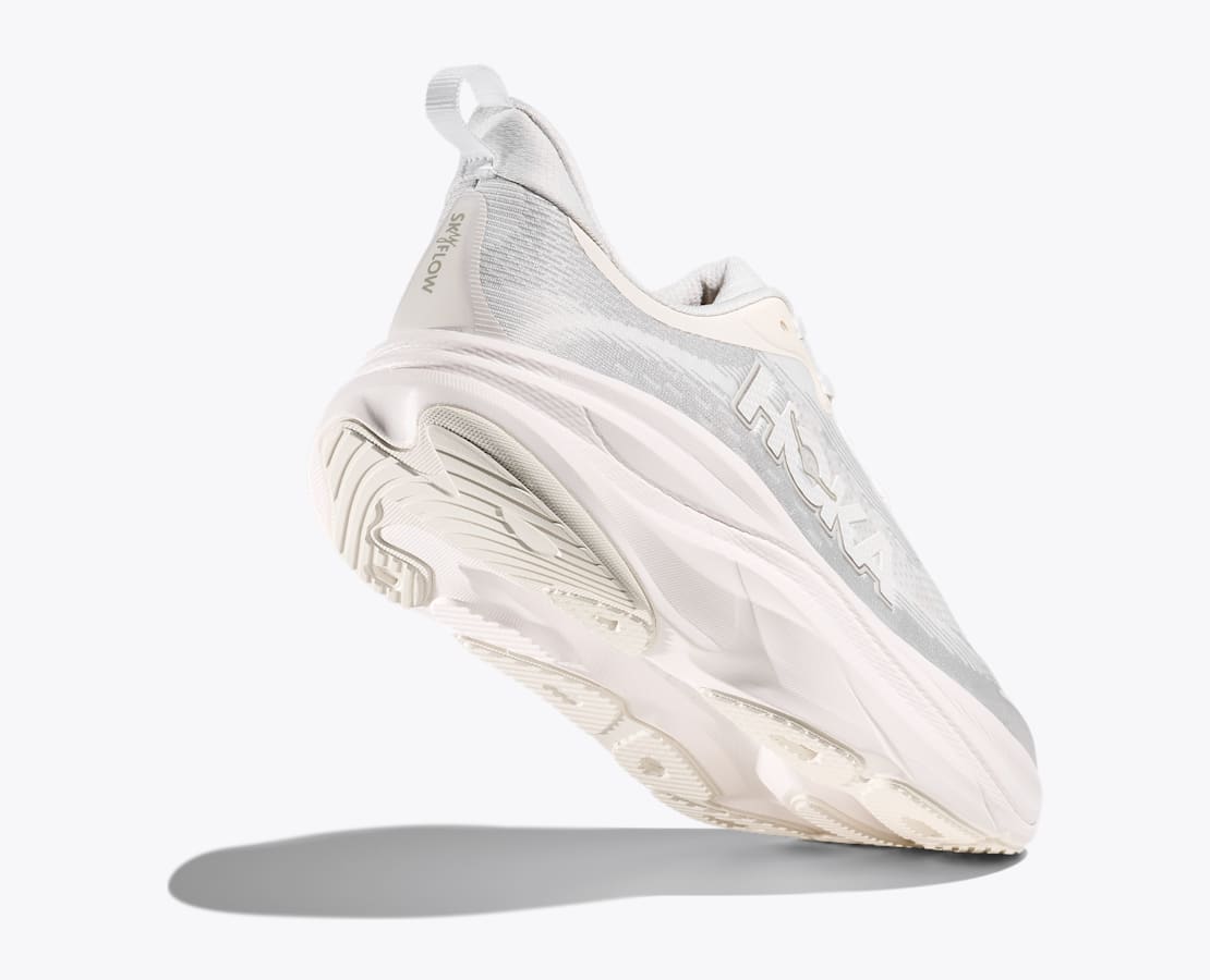 HOKA®公式サイト【スカイフロー|SKYFLOW 1155111 | メンズ】ホカ オネオネ™