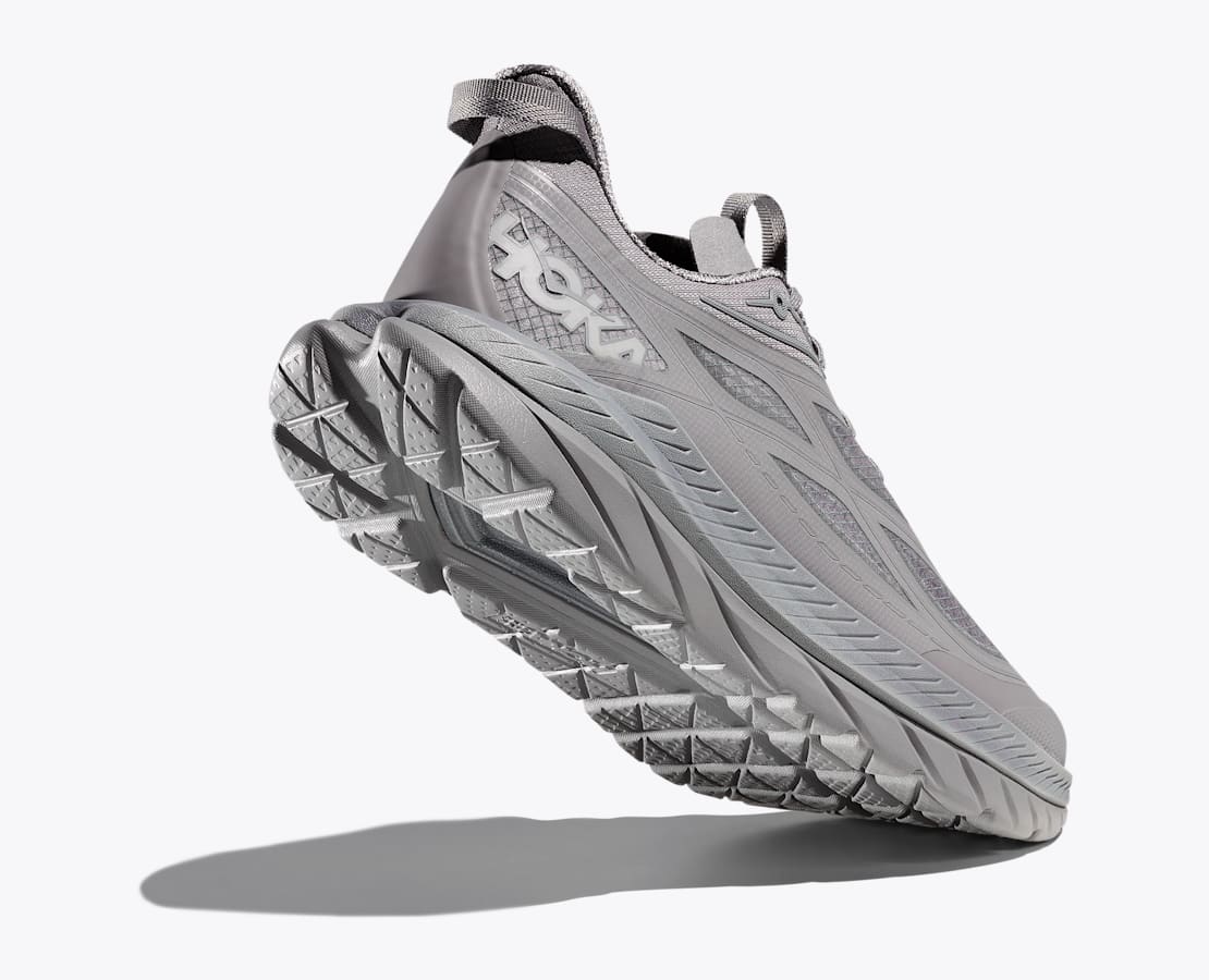 HOKA®公式サイト【マッハ リマスタード|MACH REMASTERED 1176250