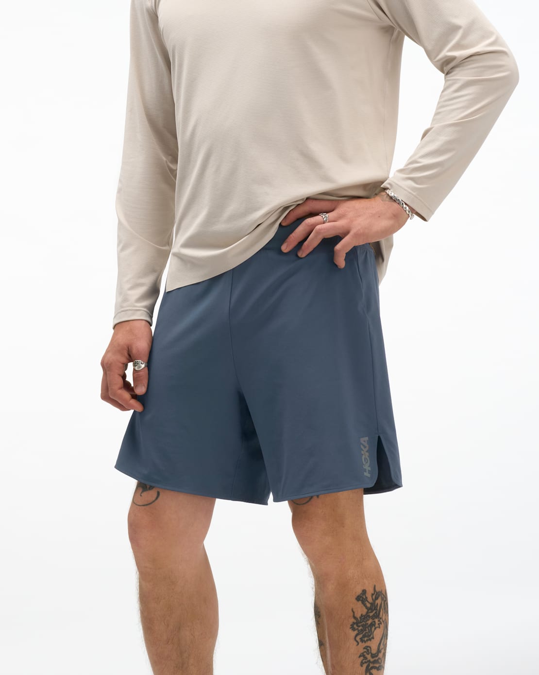 新品　HOKA ONE ONE ランニングショーツ ブルー S 定価10000円 HOKA®公式サイト【グライド ショート 7インチ 2-イン-1|Glide Short 7