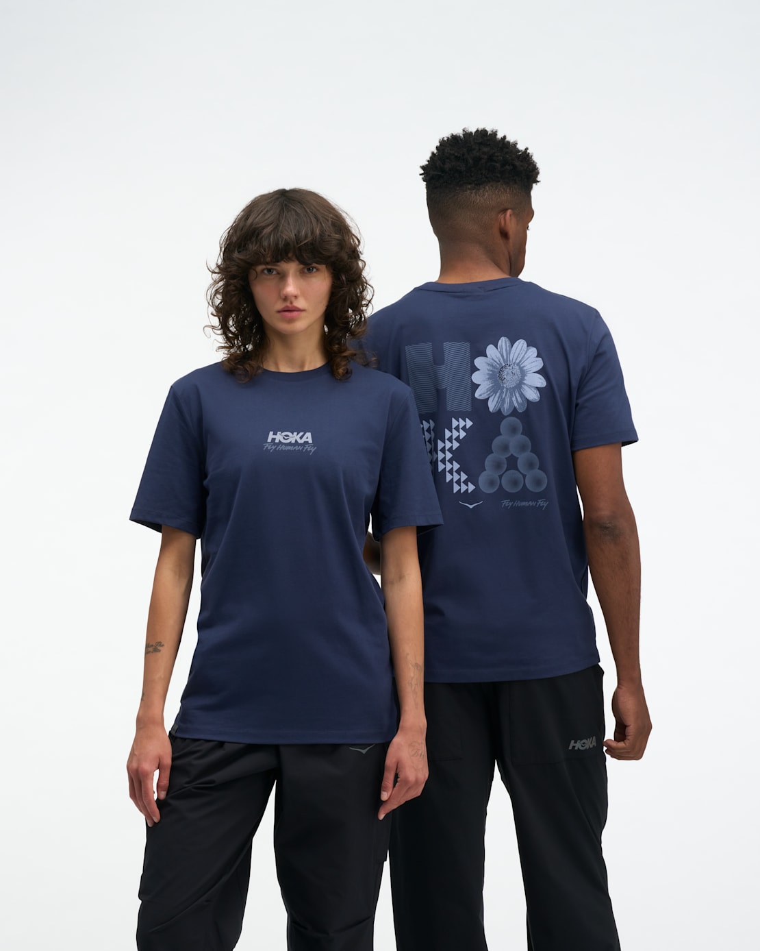 HOKA®公式サイト【モザイク ロゴ コットン SS ティー|Mosaic Logo CTN