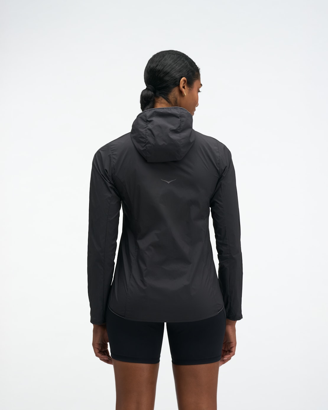 HOKA®公式サイト【スカイフロー ウィンド ジャケット|SkyFlow Wind