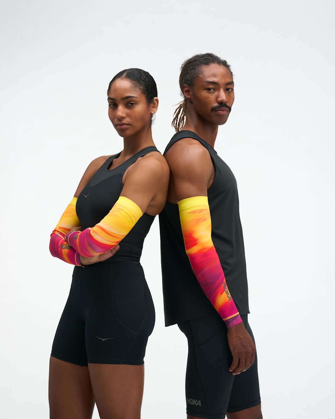 HOKA®公式サイト【レース デイ アーム スリーブ|Race Day Arm Sleeve