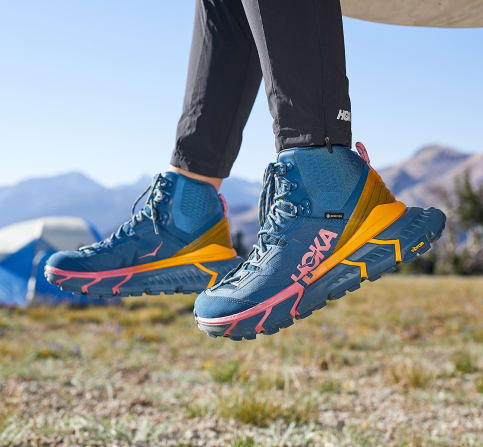 Hoka sales ten nine