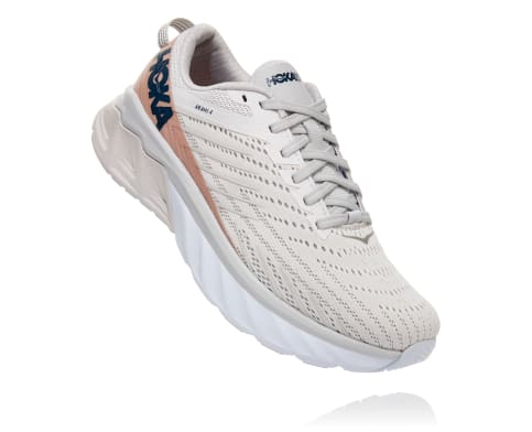 Hoka one one arahi 4 hot sale