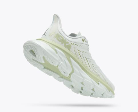 HOKA®公式サイト【クリフトンエッジ|CLIFTON EDGE 1126570 | ユニ