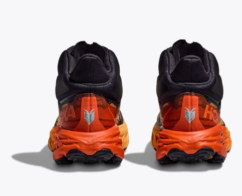 Hoka one one 2025 speedgoat mid wp