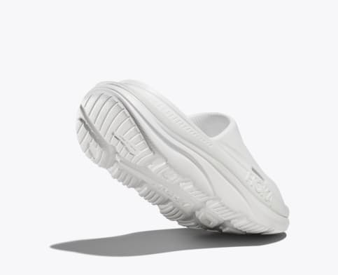 HOKA ホカ オラ リカバリースライド HOKA®公式サイト【オラ リカバリー スライド 3|ORA RECOVERY