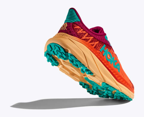 Hoka One One Challenger 7 Flame / Cherries Jubilee