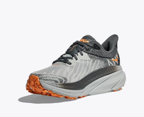 商品画像：Challenger 7 Versatile Running Shoe | HOKA® 1