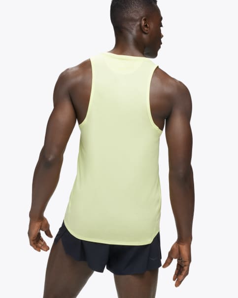  TLRUN Men's Running Tank Top Ultra Lightweight Marathon Singlet  Shirts Dry Fit Workout Sleeveless T-Shirts(Small Black) : Clothing, Shoes &  Jewelry