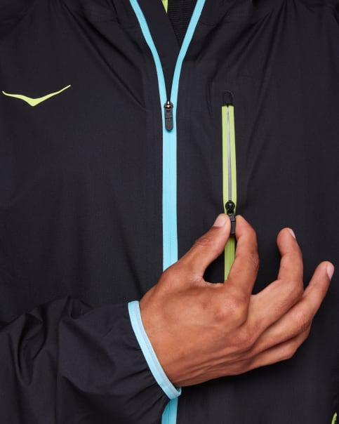 ク*カ様 HOKA TECSKY WATERPROOF JACKET　メンズS Men's Tecsky Waterproof Jacket | HOKA®