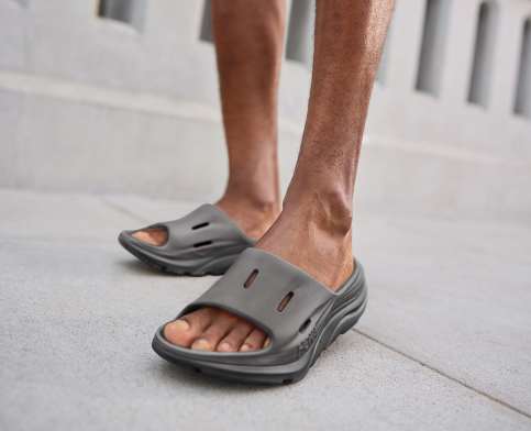 HOKA®公式サイト【オラ リカバリー スライド 3|ORA RECOVERY