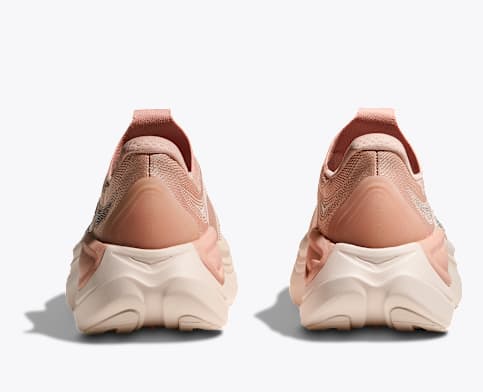 HOKA®公式サイト【スカイワード レースレス|SKYWARD LACELESS