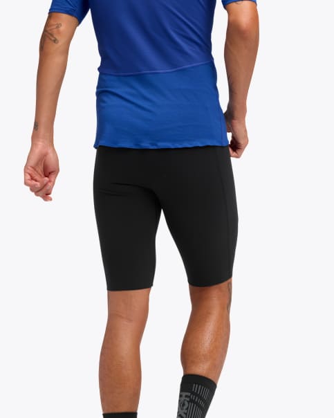 【未使用】HOKA ONEONE NAZ ELITE ハーフタイツ US S HOKA®公式サイト【スカイブリーズ ハーフタイツ|SKYBREEZE HALF
