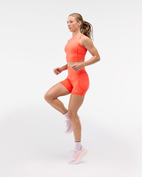 新品 alo 5インチ バイカーショーツ XS アローヨガ HOKA®公式サイト【エラロ 5インチ バイク ショーツ|ELARO 5