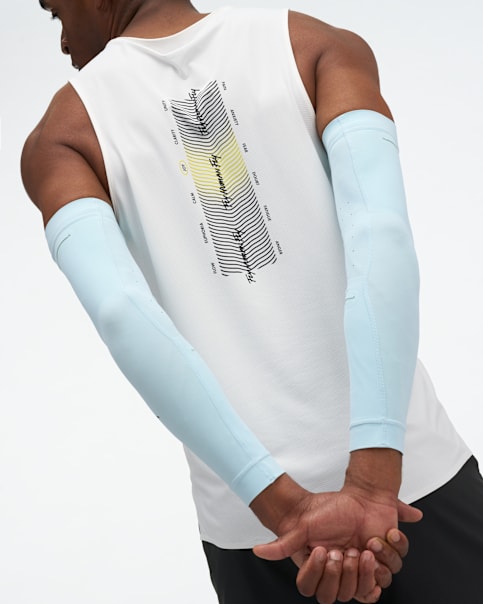HOKA®公式サイト【レース デイ アーム スリーブ|Race Day Arm Sleeve