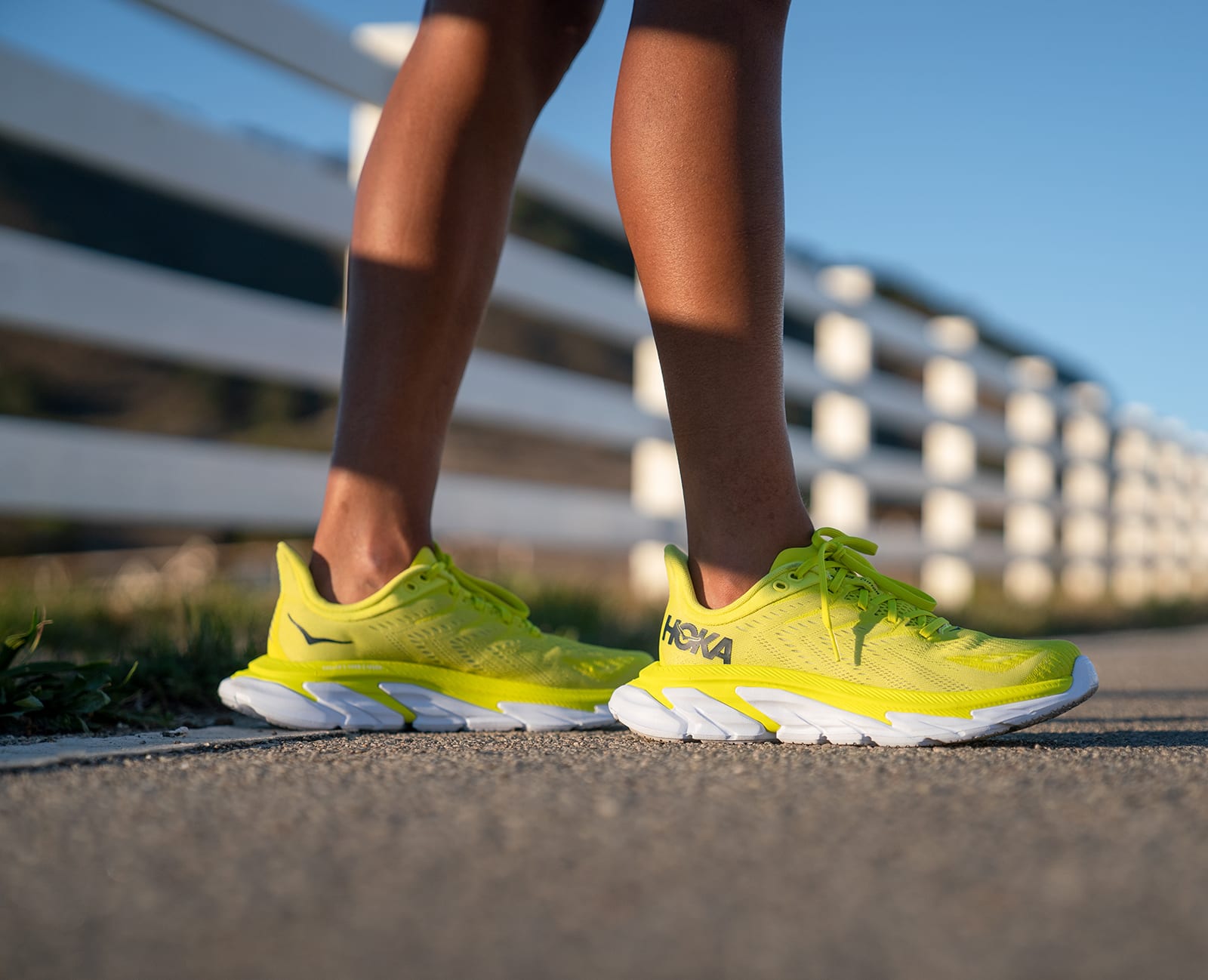 HOKA Clifton Edge for Women HOKA (GLOBALE)