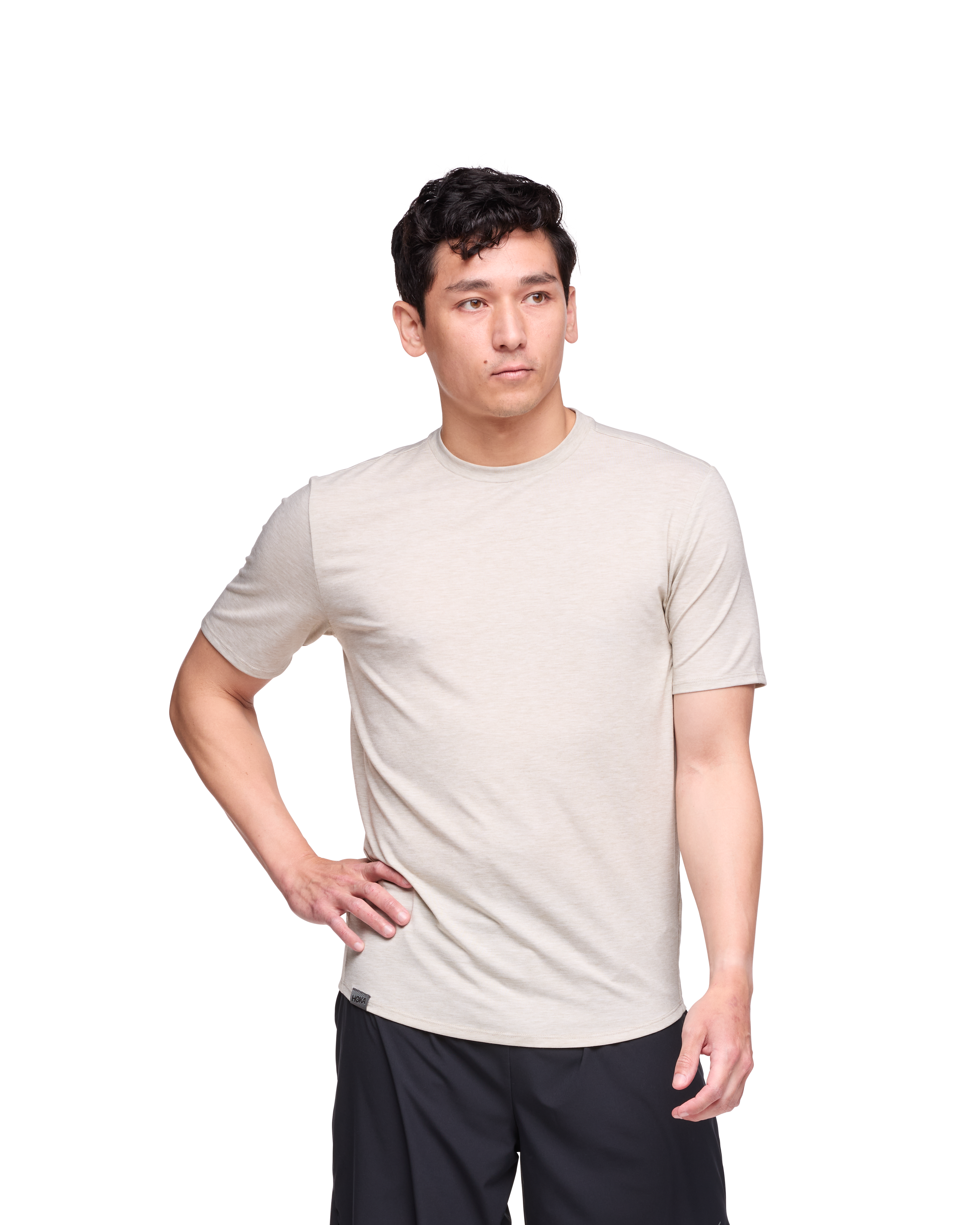 アパレル｜トップス｜メンズ】HOKA® 公式サイト（ホカオネオネ™）