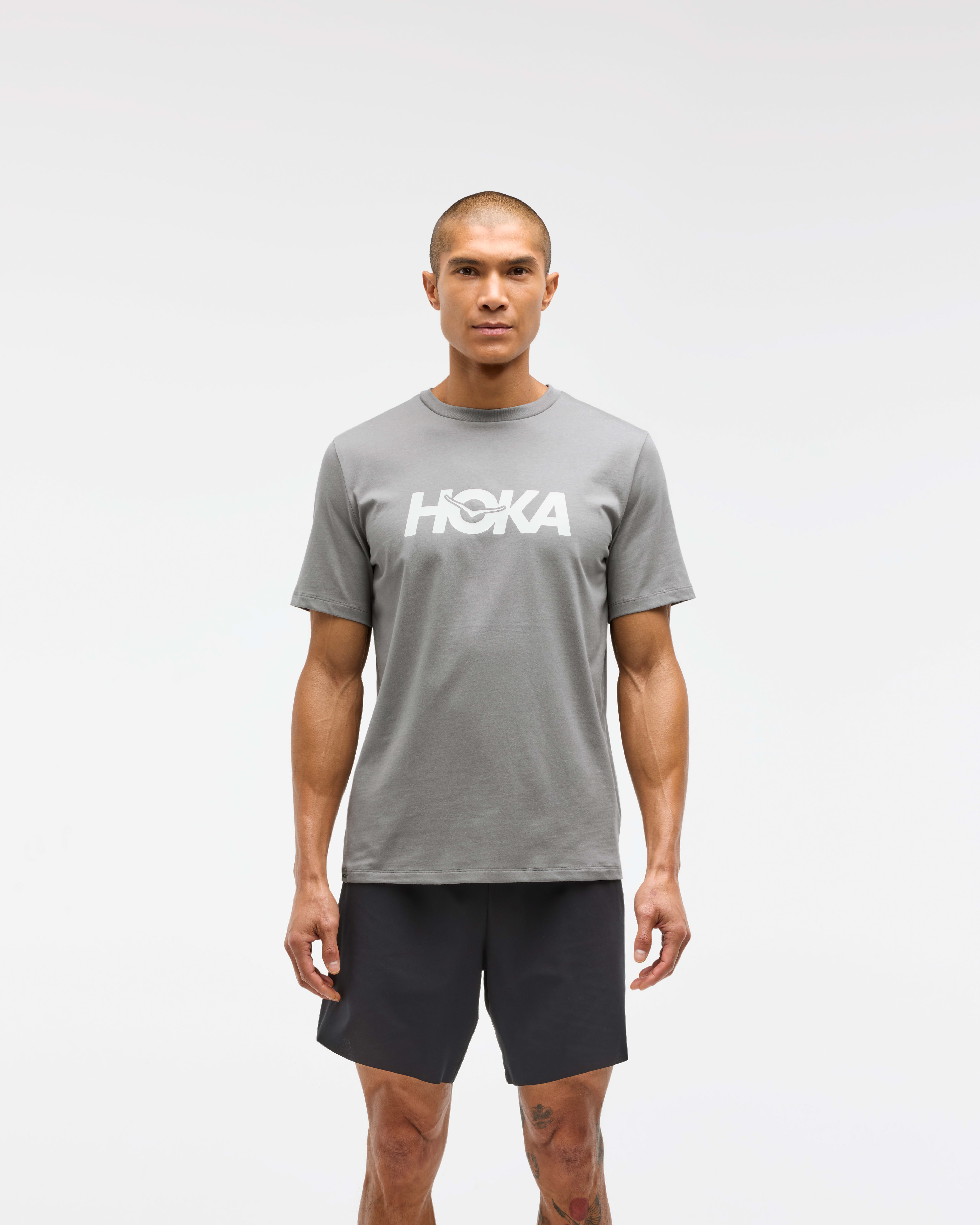 アパレル｜トップス｜メンズ】HOKA® 公式サイト（ホカオネオネ™）