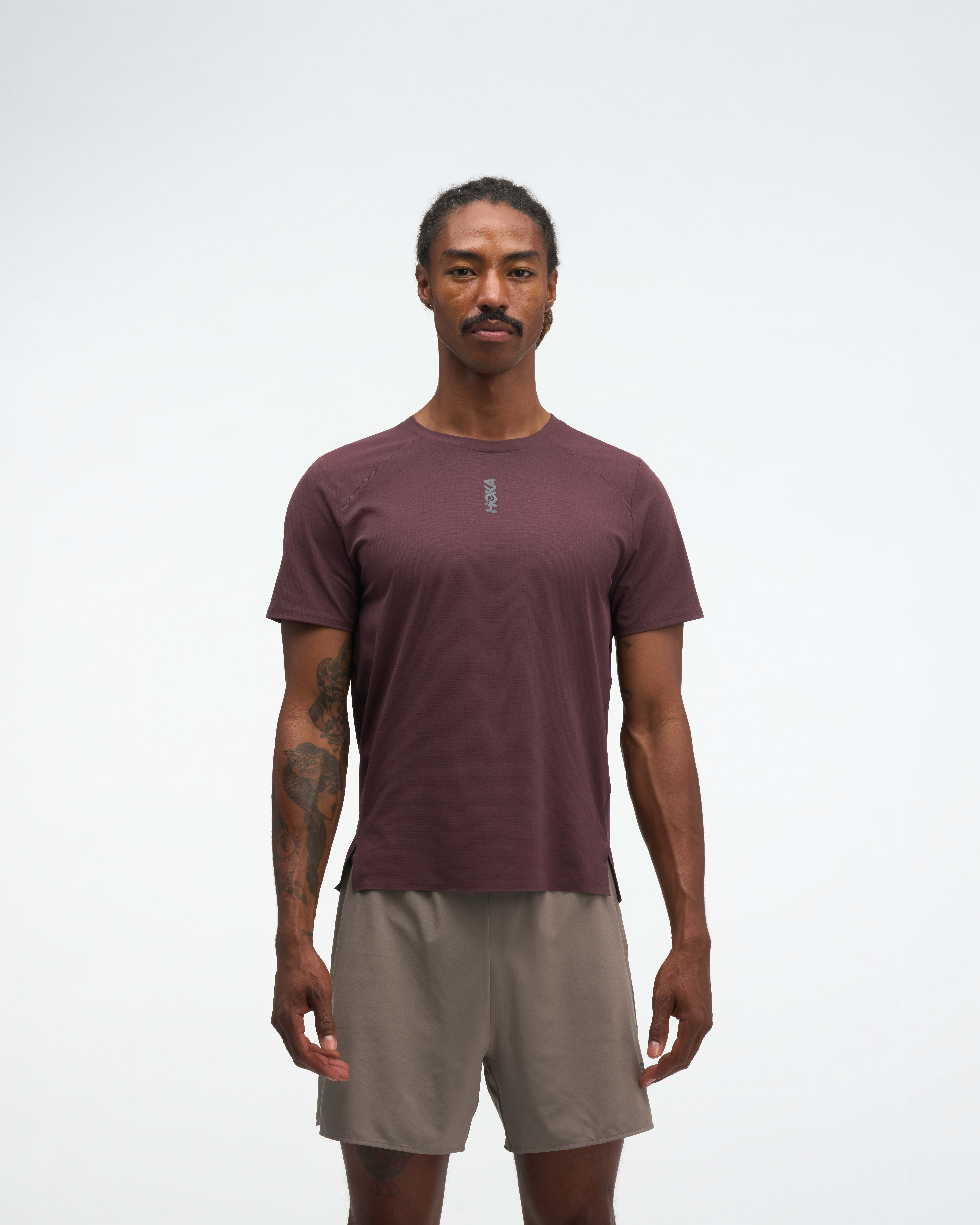HOKA RUNNING ACADEMY Tシャツ XLサイズ Men's Running Tops | Tees, Jackets & Midlayers | HOKA®