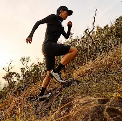 セットアップ】HOKA® 公式サイト（ホカオネオネ™）