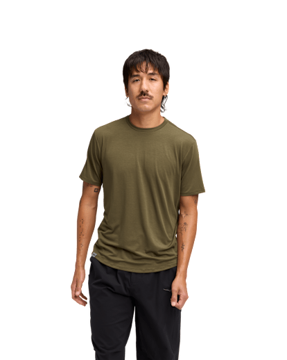 売れ筋商品|||ホカオネオネ Tシャツ レディース トップス ESSENTIAL TEE - Sports T-shirt - black HOKA®公式サイト【Hoka エッセンシャル T|HOKA ESSENTIAL TEE