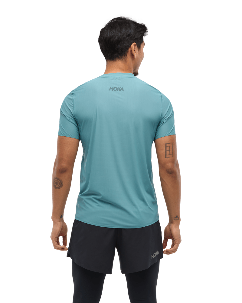 HOKA ONE ONE XS 陸上用シャツ パンツセット グラデーション アパレル |パフォーマンスウェア】HOKA® 公式サイト