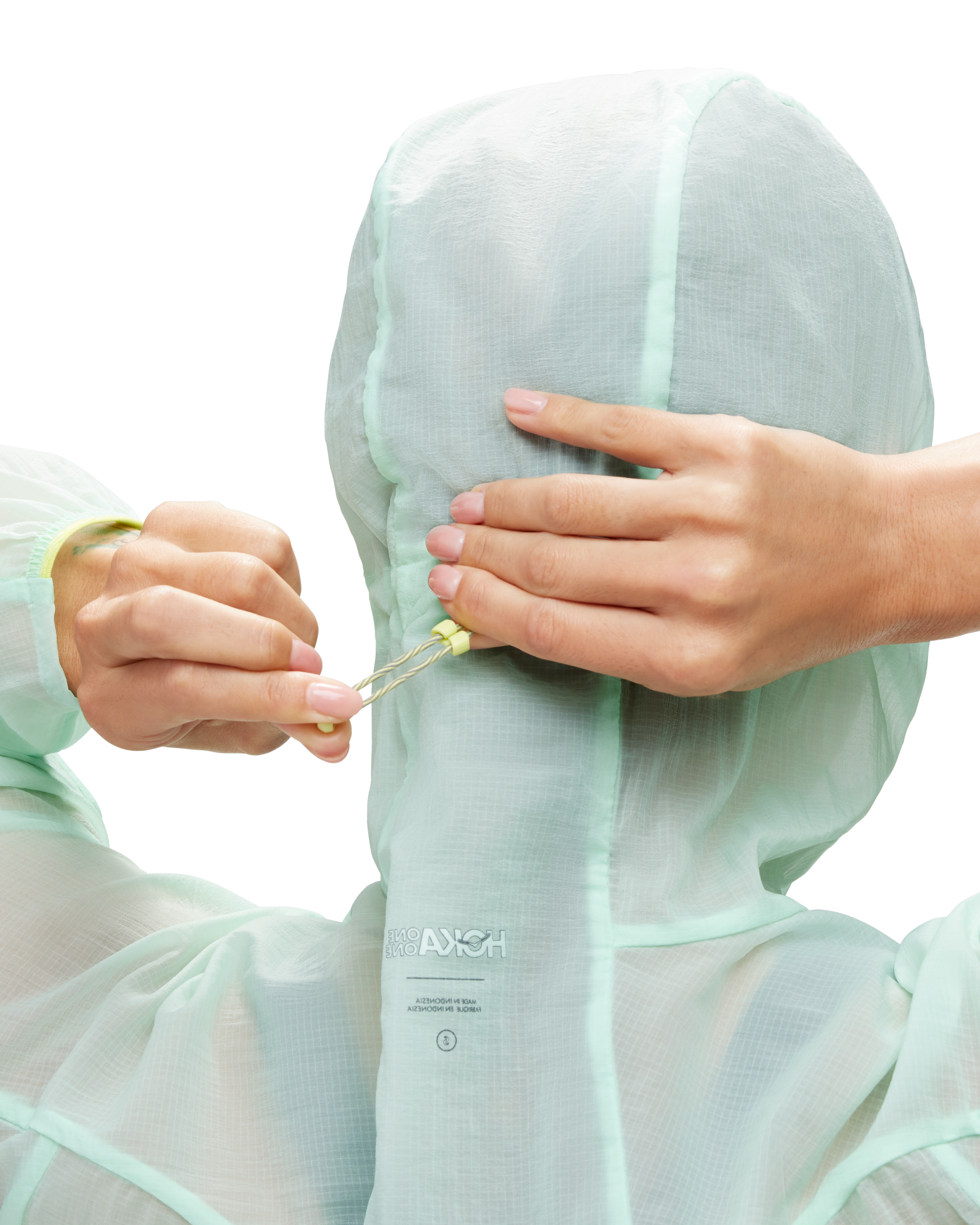 One-point adjustable hood